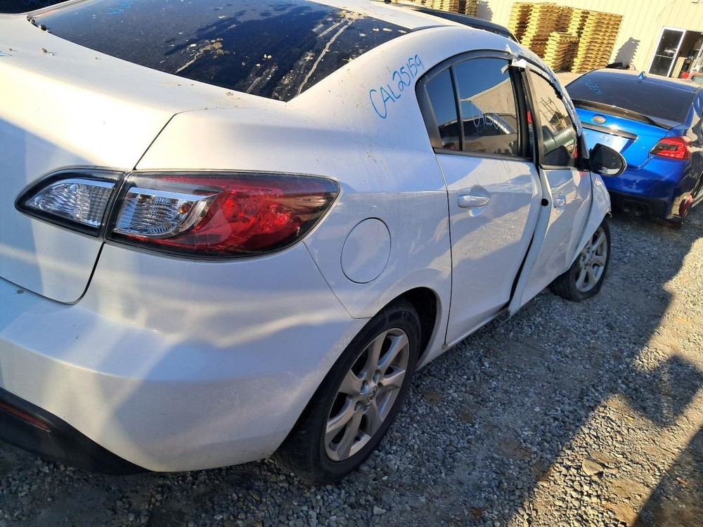 3 2010 Glove Box 4898048