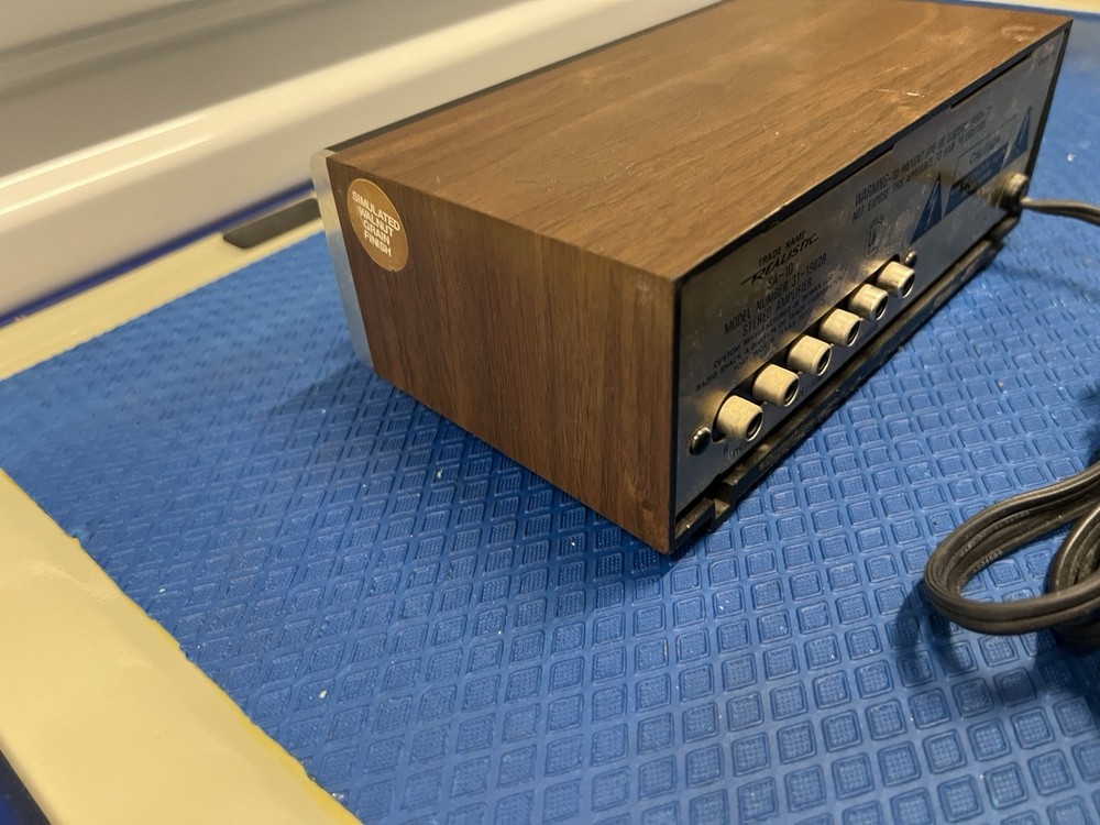 Realistic SA-10 Solid State Stereo Amplifier. Model # 31-1982B. Used UNTESTED