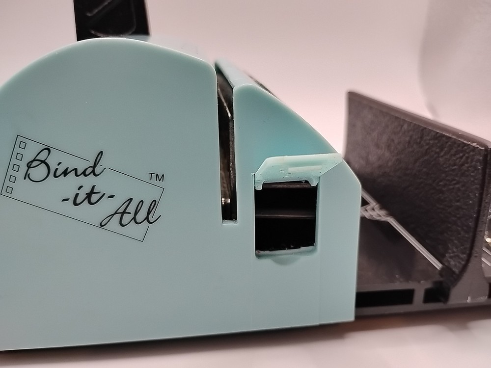Zutter Products Turquoise Blue Bind-It-All Binding Machine Scrapbook Read Desc.
