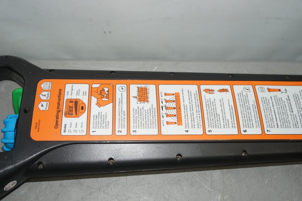 ^ Radiodetection C.A.T + Cable Locator #X5232