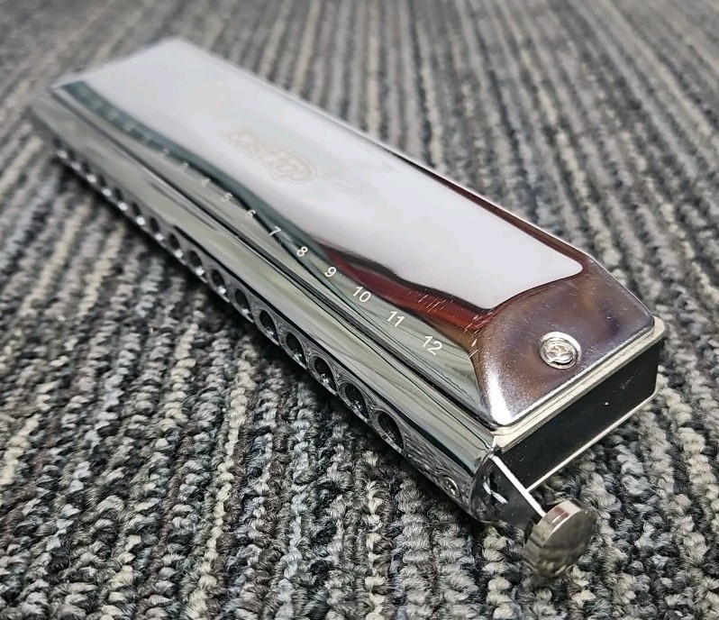 Easttop Chromatic 16-64 C Silver Harmonica with Case