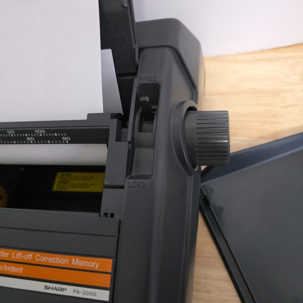Sharp PA-3000 Electric Typewriter Tested Working Portable Intelliwriter