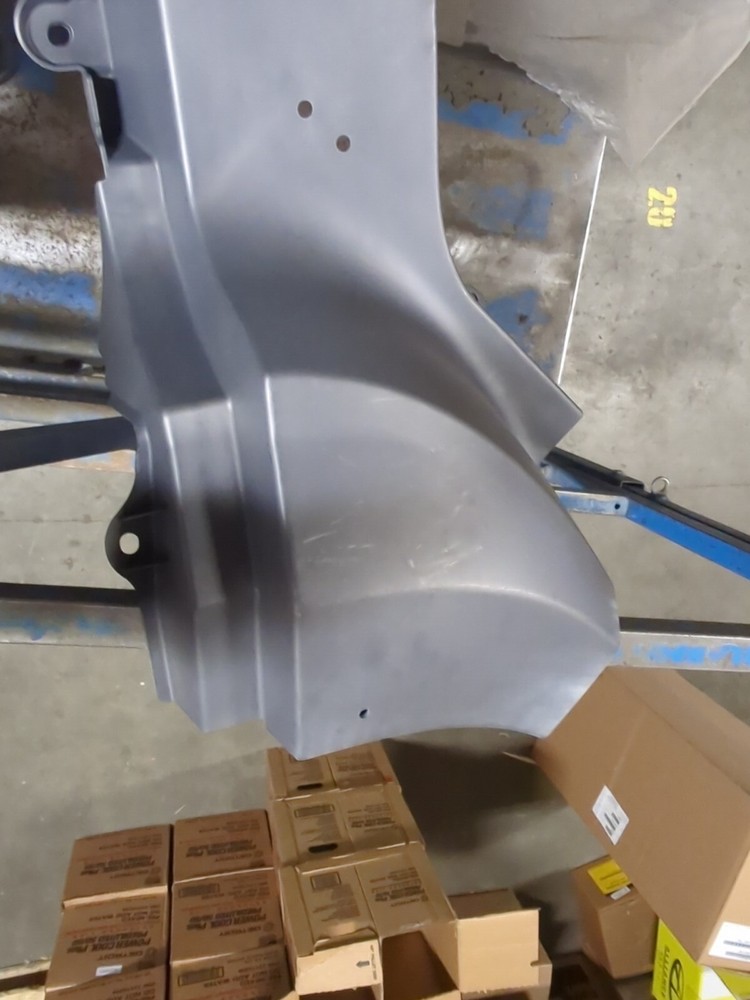 18-65976-002 FREIGHTLINER COWL PANEL SIDE AB LH EXT