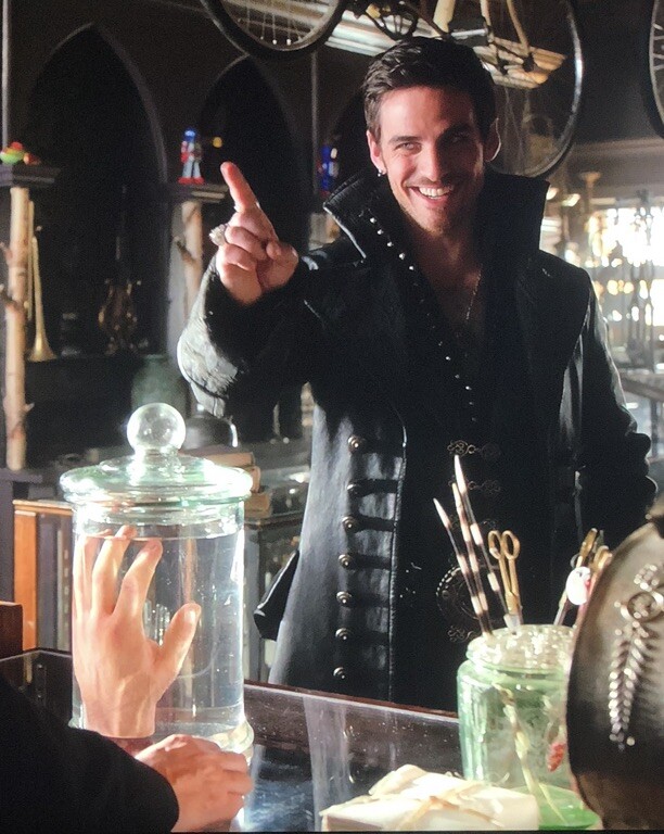 Once Upon A Time Captain Hook Hand Prop COA Colin O’Donoghue