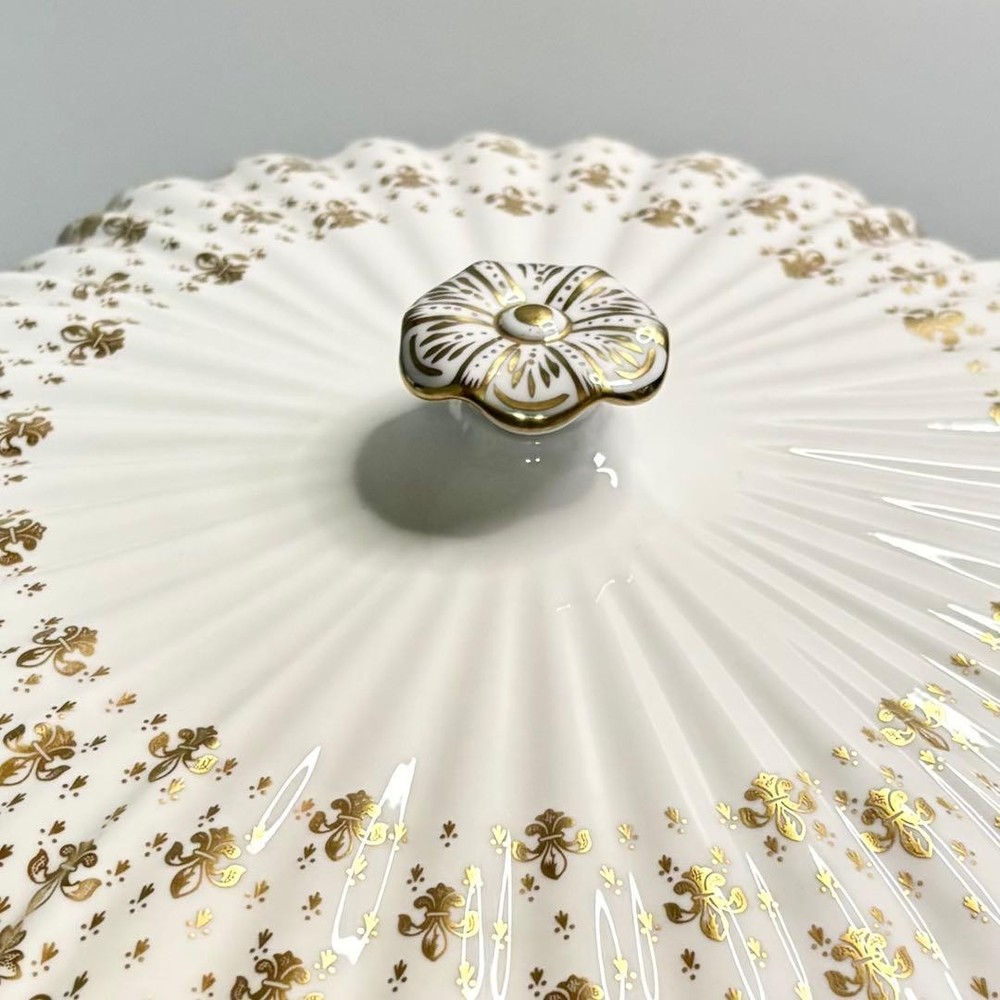 Spode Fleur de Lys Gold Covered Vegetable Serving Bowl with Lid