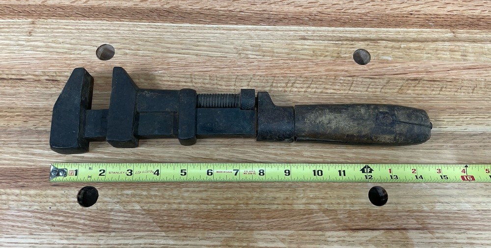 HUGE Vintage COES 14.5” Monkey Pipe Wrench