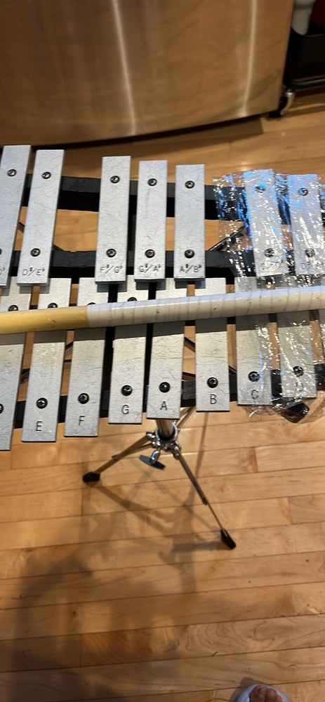 Ludwig Xylophone with Stand, Mallets 30 Keys