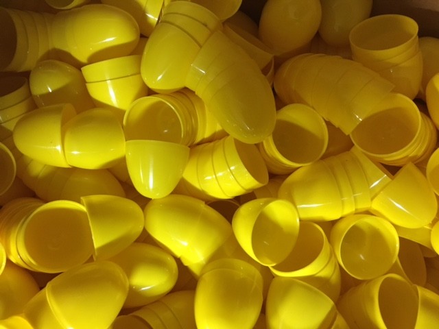 U Choose Colors! 100 Empty Easter Eggs Vending Capsules Vending Machine 2 inch