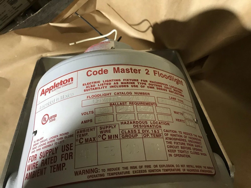 Appleton Code Master 2 Light Floodlight CFP400MT