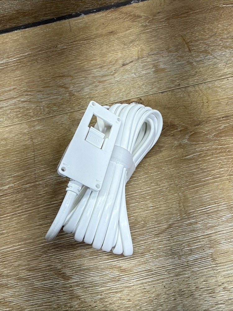 RING Outdoor Camera White Power Supply - Model 5F27E9