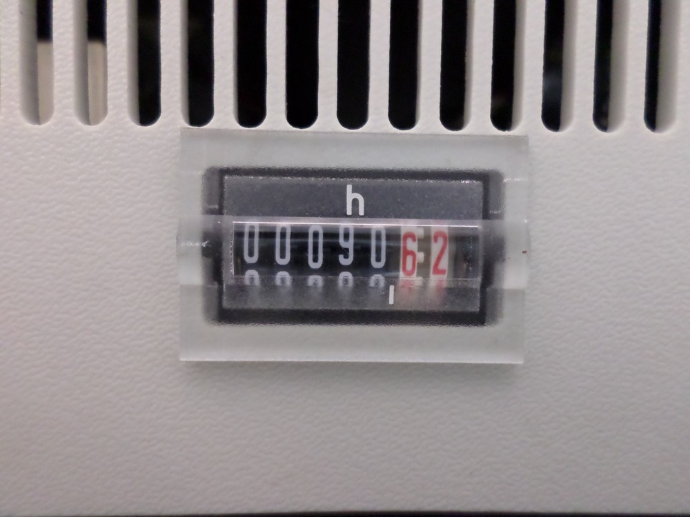 Molecular Machines & Industies MMI Cellcut Plus Laser Microdissection System Box