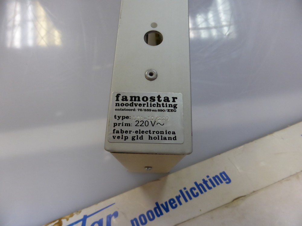 Famostar Emergency Lighting LUA-10/220 (FAULT)