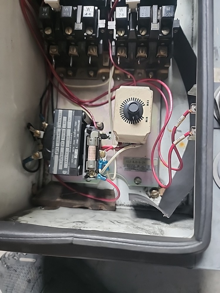 ALLEN-BRADLEY 512-AJB-6-24 MOTOR CONTROLLER