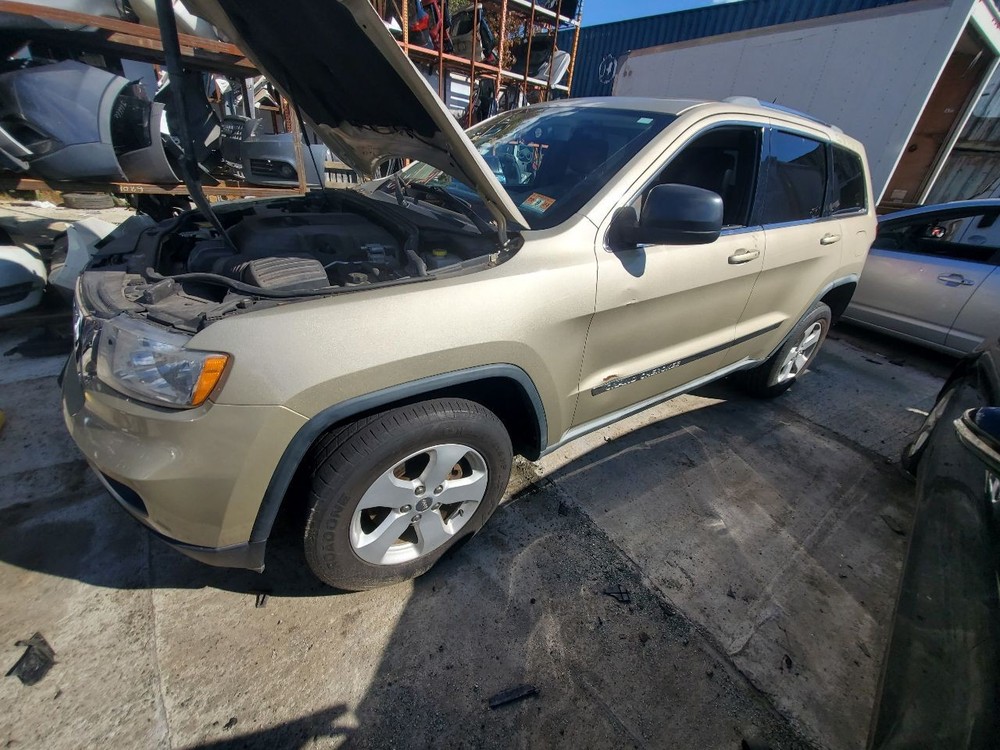 Used A/C Selector Switch fits: 2011 Jeep Grand cherokee automatic temperature co