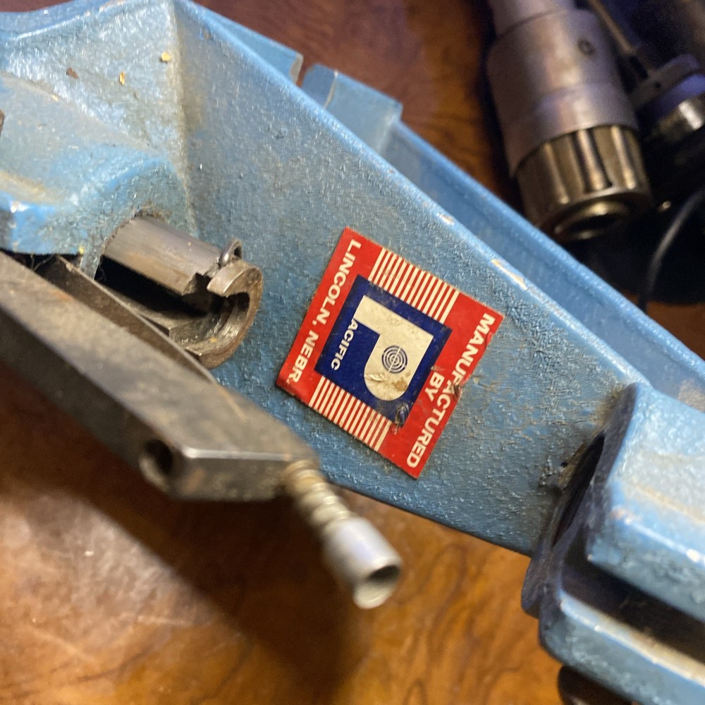 Pacific Standard Shell Reloading Press With RCBS Shell Holder Ram