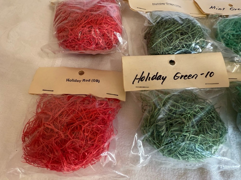 Excelsior For Floral & Craft Projects Green & Red