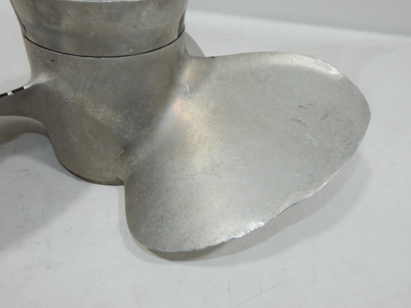 Aluminum Michigan Wheel Propeller 031036 15.75 x 17 - 15 Spline Mercury SMC376