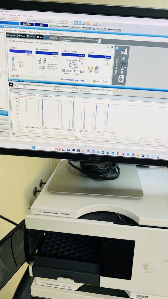 Refurbished Agilent 1100 HPLC System, Complete, with OpenLab 2.5 loaded computer
