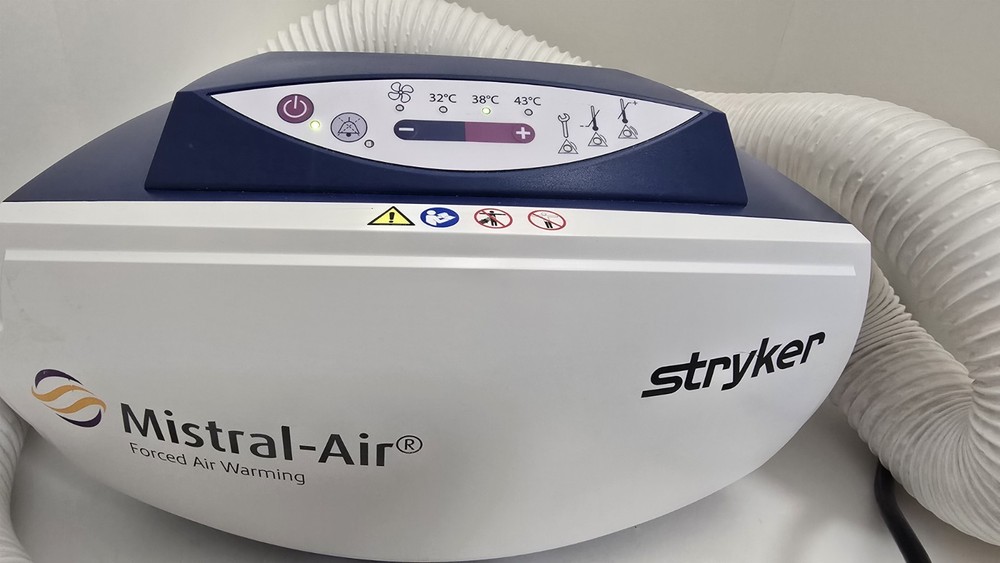 Stryker Mistral-Air Plus MA1100-PM Forced Air Warming Unit