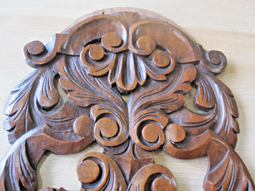 FANTASTIC 19 TH CENTURY CARVED PANNEL