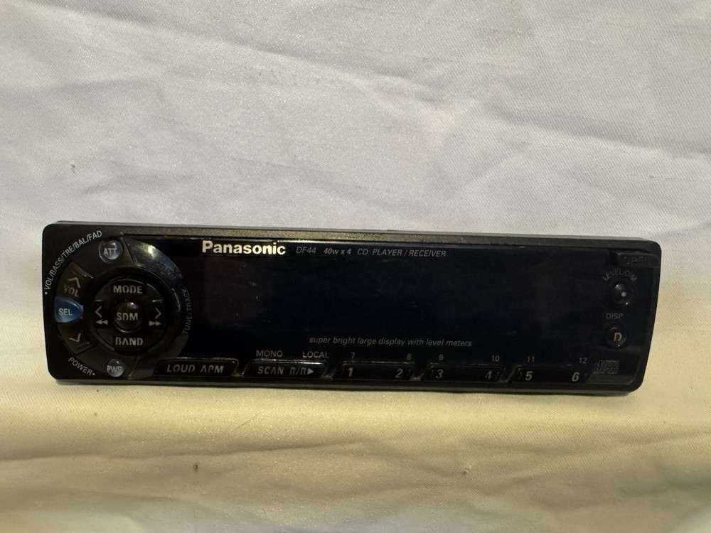 PANASONIC DF44 Car Stereo/CD Player 40Wx4 FACEPLATE