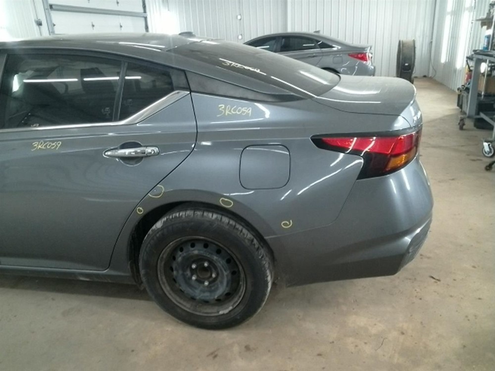 ALTIMA 2020 High Mounted Stop Light 104820431