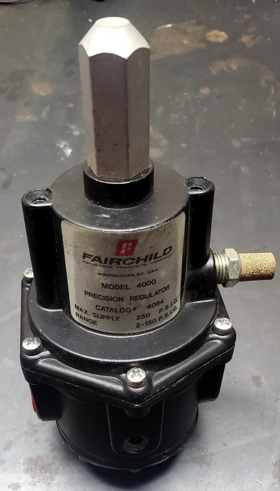FAIRCHILD PRECISION PRESSURE REGULATOR