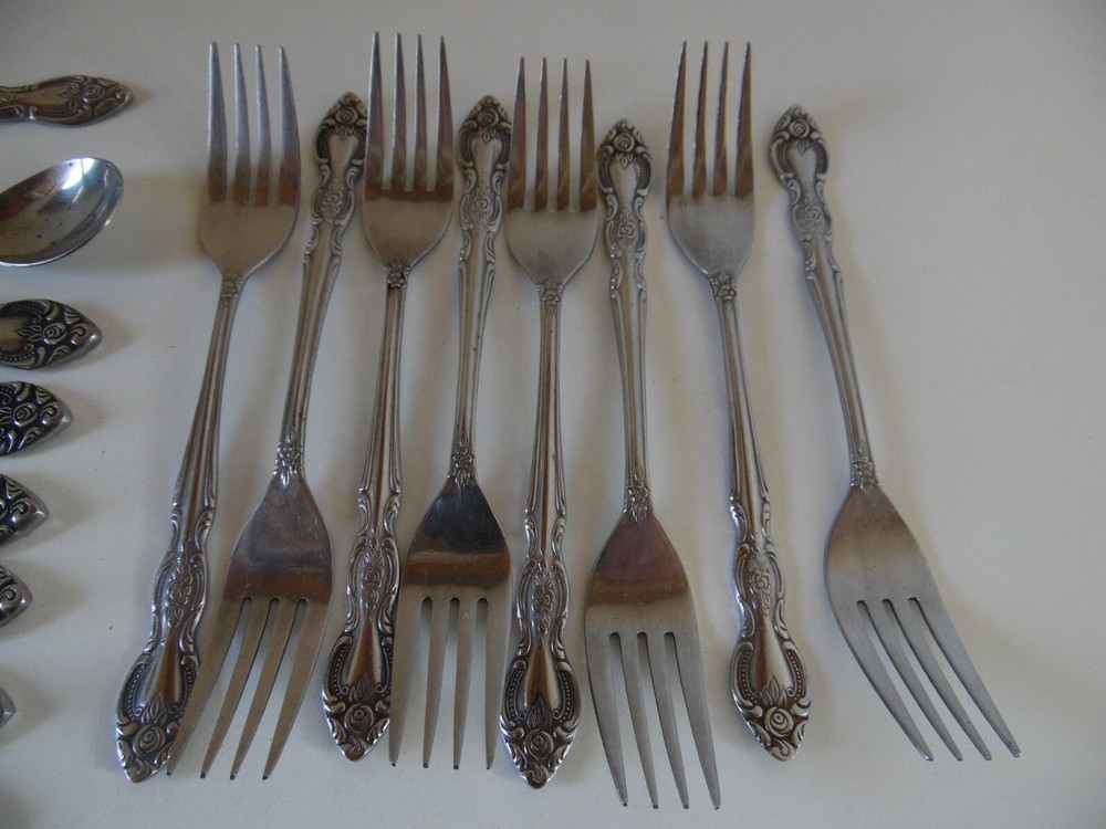 30 pieces Lustreware Rose Pattern Stainless Flatware