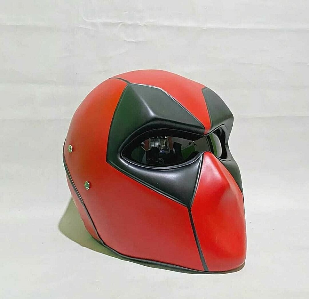 FREE SHIPPING DEADPOOL MOTORCYCLE HELMET STYLE (DOT & ECE CERTIFIED)