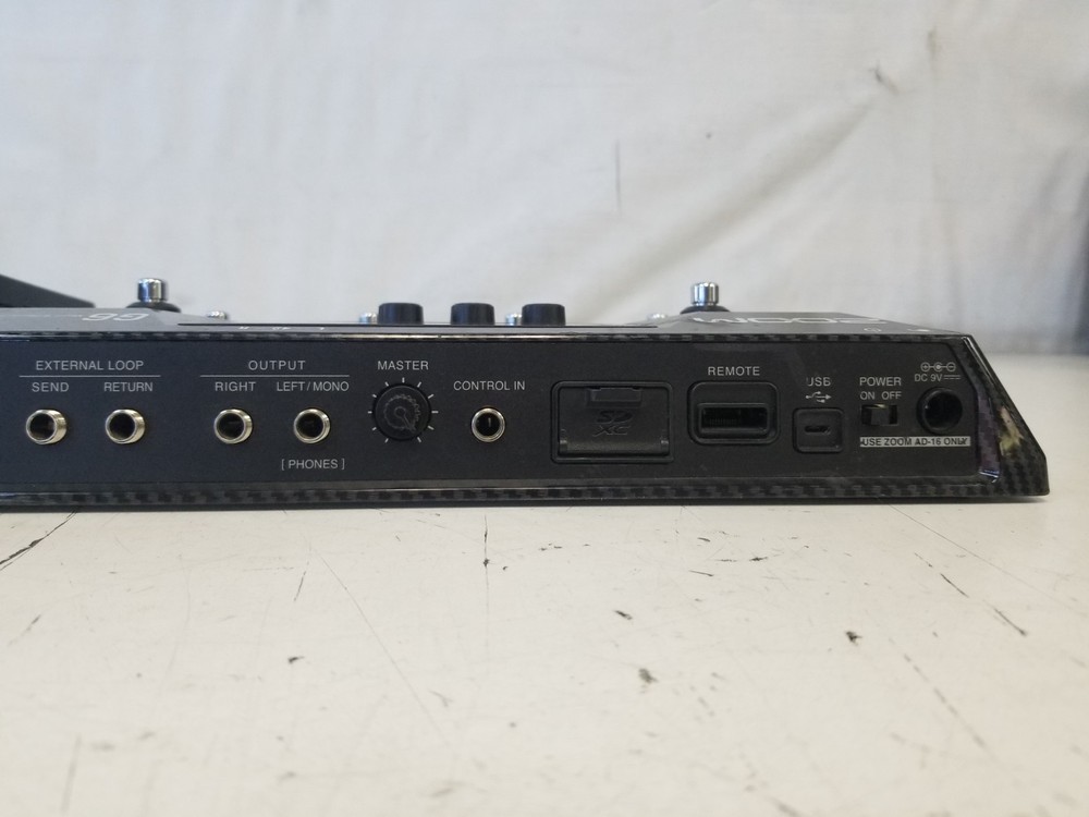 Zoom G6 Multi-Effects Guitar Processor