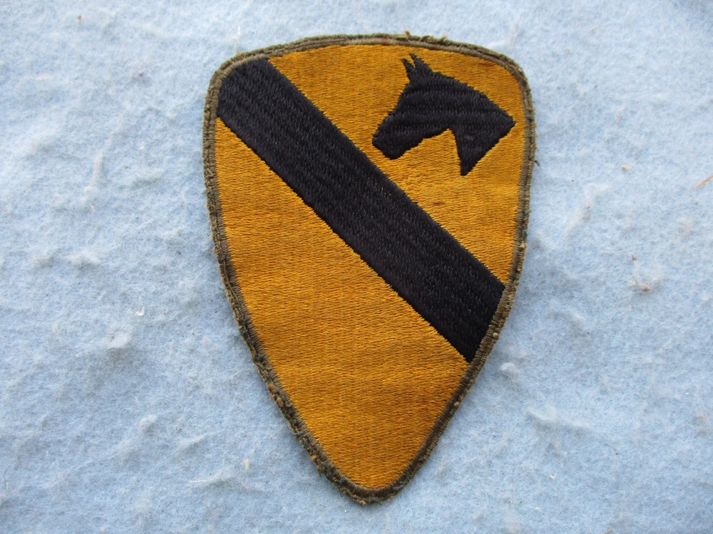 WWII US Army Patch 1st Cavalry Division First Team Pacific Green Back WW2