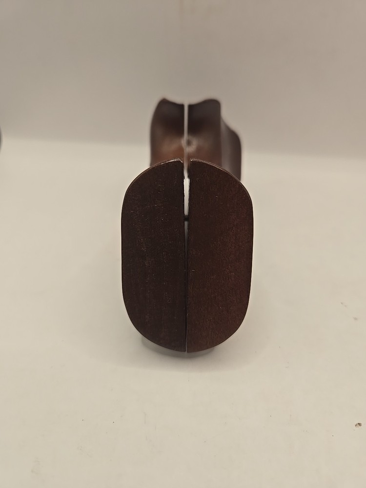 Sile Colt Python Checkered Walnut Thumbrest LG Target Grips. SIL70TR. EXCELLENT.