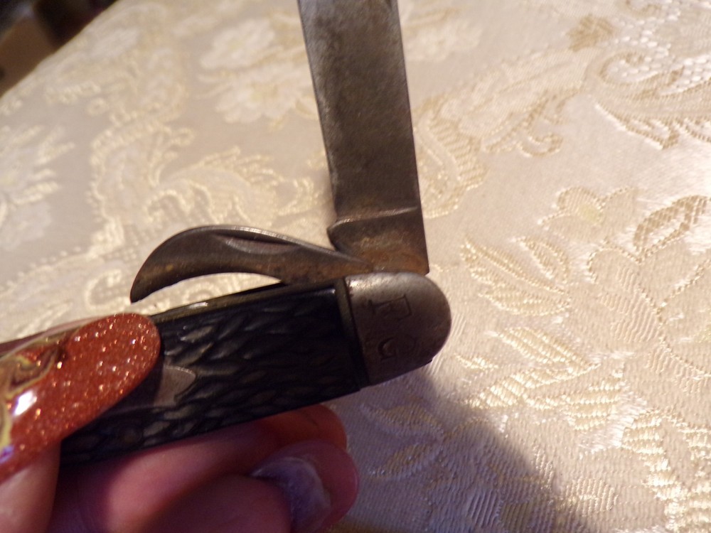VTG Cameo Pocket Knife