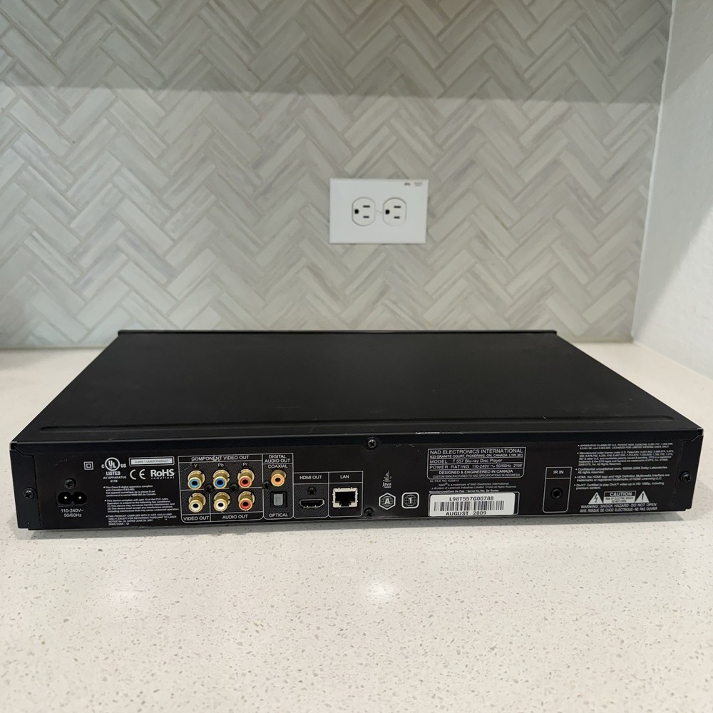 NAD Blu-Ray Disc Player T557 ONLY - NO Remote Control - TESTED