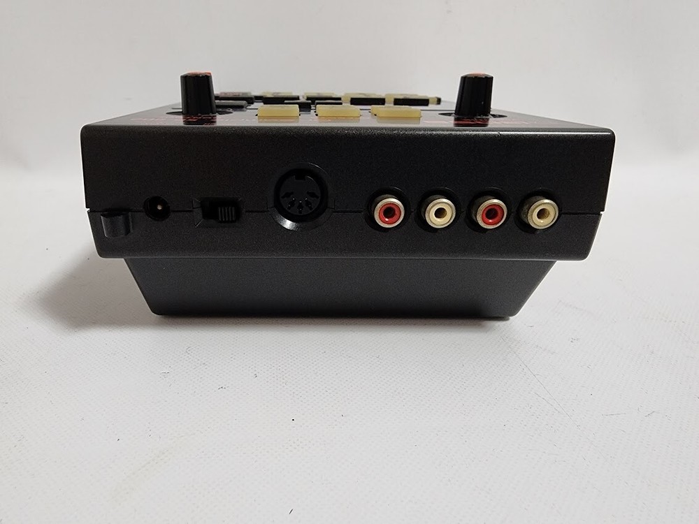 BOSS SP-202 Dr. Sample Sampler Looper Drum Machine Roland working