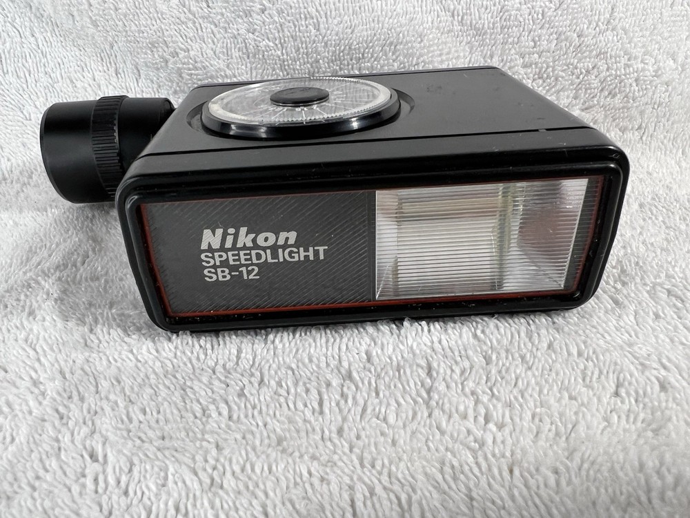 Nikon SB-12 Speedlight