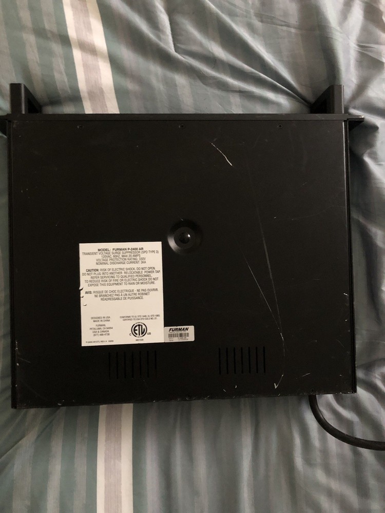 Furman P-2400 AR