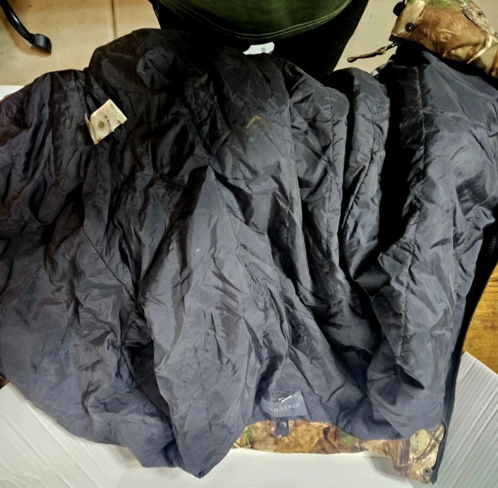 Real Tree Edge Camo Hooded Jacket-medium