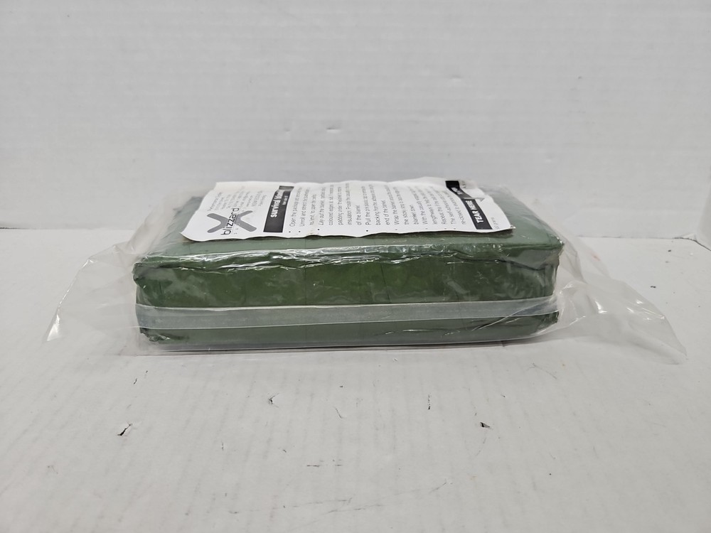 Blizzard Survival blanket item code:01 Brand New