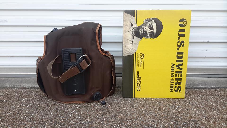 US Diver Sonic 2 BCD Bouyancy Compensation Device Medium Used