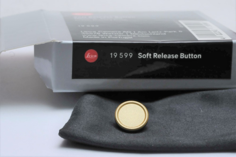 leic Soft Release Button Brass 19599