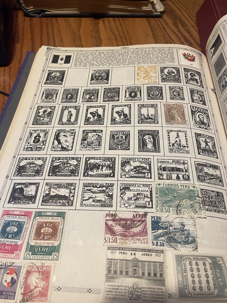 The Premier World Stamp Album 1922 -1 962 Grossman Germany Hitler 875+ Stamps