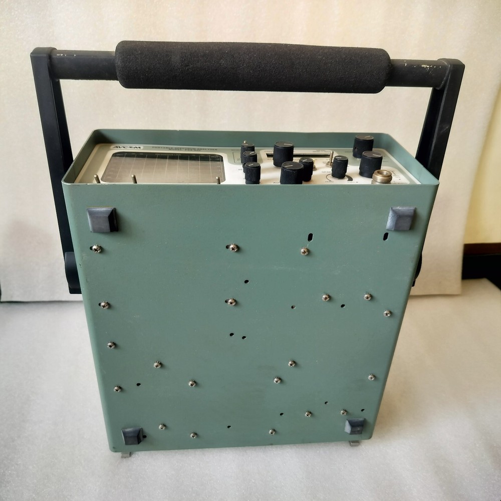 AVCOM PORTABLE SPECTRUM ANALYZER(MODEL PSA-65C)