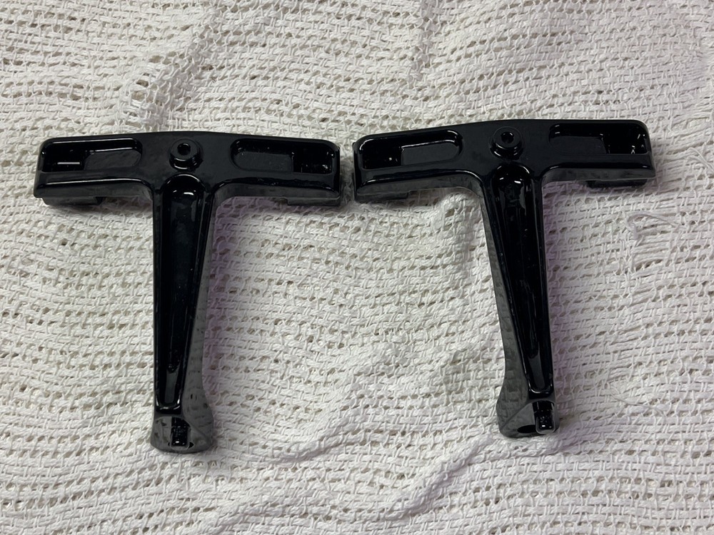 Pair OEM Harley Floorboard Mounts Brackets NEW