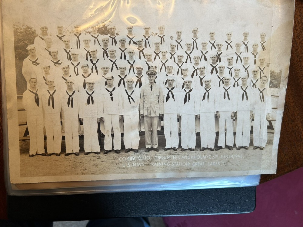 GREAT! WW2 USS California Sailor Group