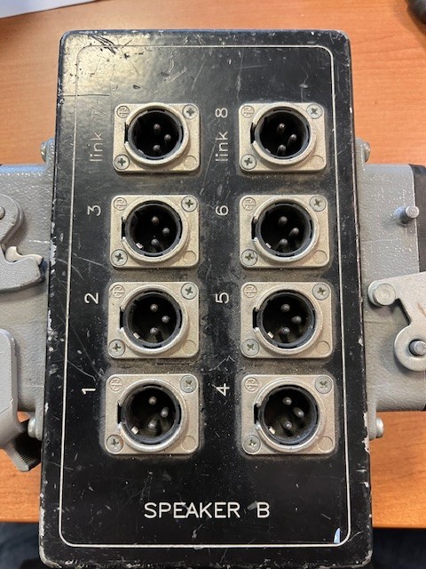 Harting HAN16 to 8 x speaker adapter