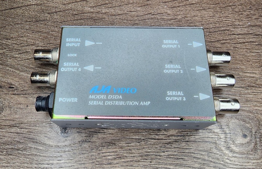 AJA D5DA Multi format 1x4 Re-Clocking SDI Distribution Amplifier, NO CABLE!