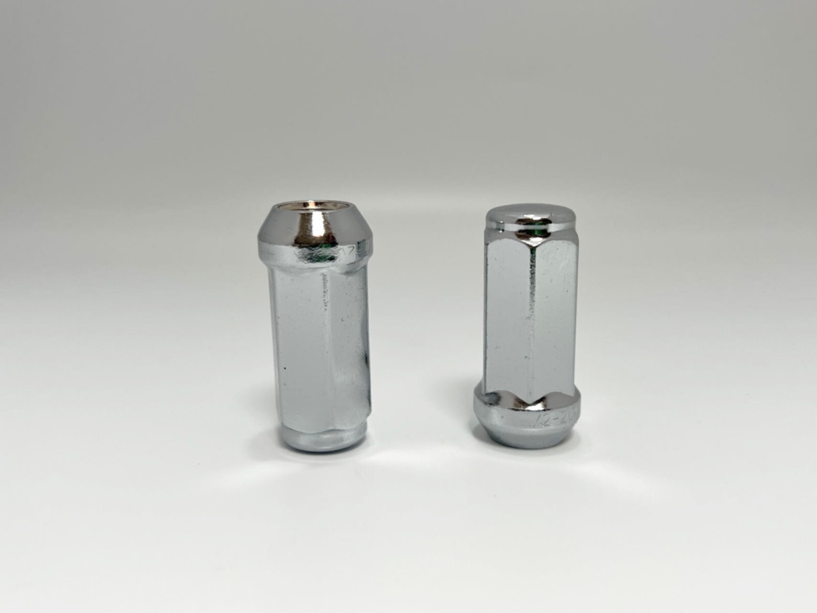 32PC CHROME 2" CLOSE ACORN LUG NUT |14X1.5| CHEVROLET SILVERADO 2500 HD (99-23)