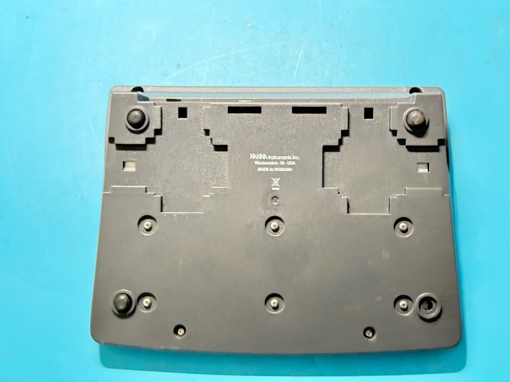 HANNA Instruments PH211 Microprocessor pH Meter – Bench Top Laboratory pH/ORP M