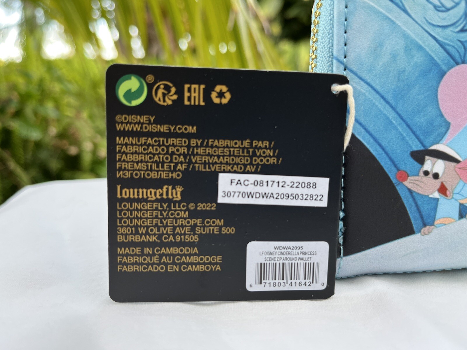 Loungefly Disney Cinderella Princess Scenes Jaq Gus & More Zip Around Wallet NWT